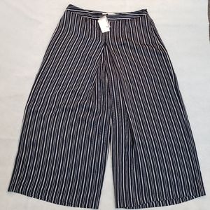 🆕️ J.O.A. | Striped Culottes Pants